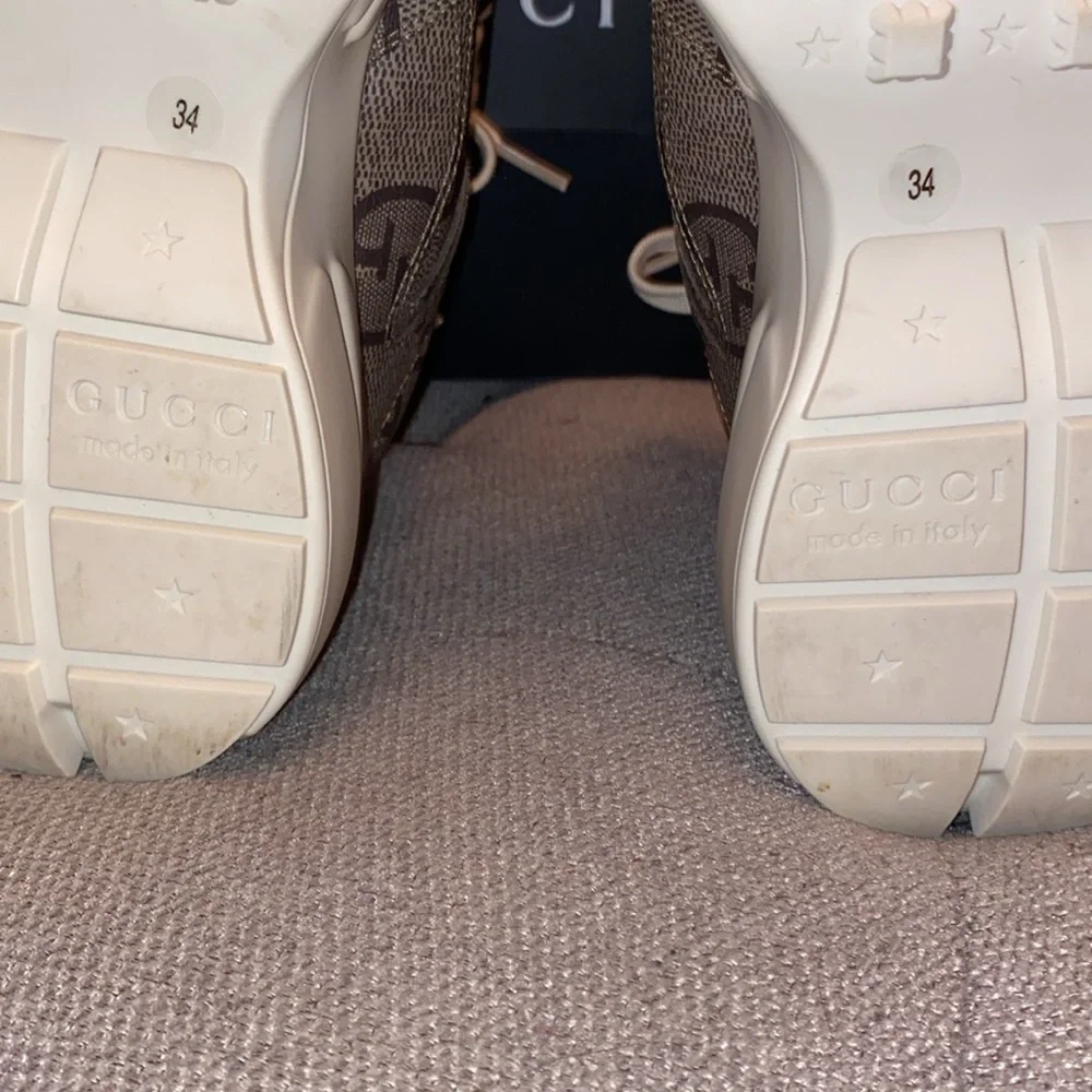 Gucci Macro Supreme Beige Ebony low top Sneakers - Picture 8 of 17